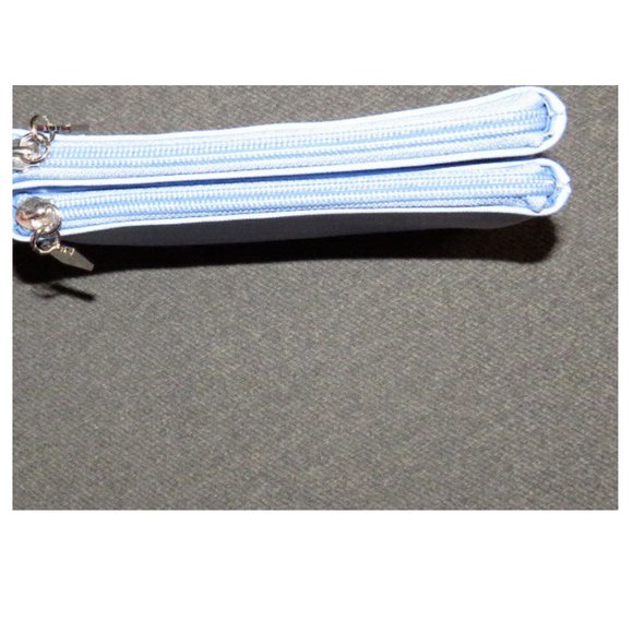 Vera Bradley Diamond Print Checkbook Cover & Unbranded Blue Wristlet - Picture 5 of 9